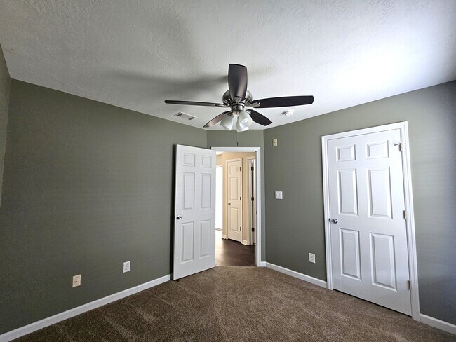 Building Photo - 770 Michelle Ct