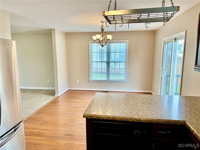 Building Photo - 2905 Meadowview Blvd