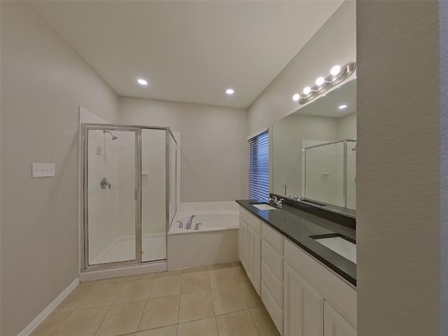 Building Photo - 2717 Bull Shoals Dr