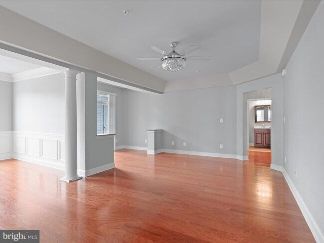 Building Photo - 9200 Charleston Dr