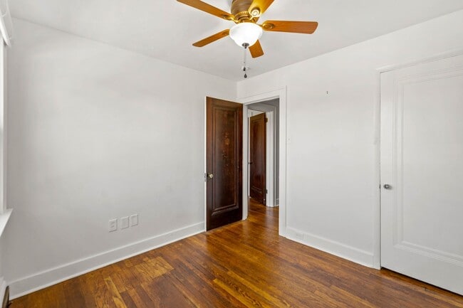Building Photo - AVAILABLE SEPT 1ST!! GORGEOUS 3 BEDROOM IN...