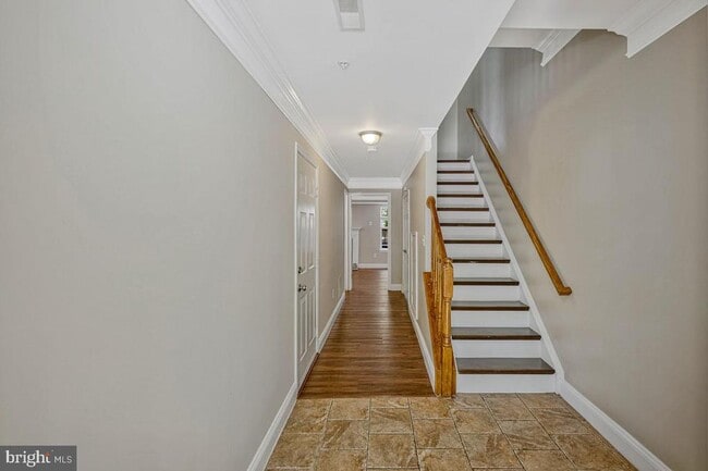 Building Photo - 1815 Spanish Oak Ln