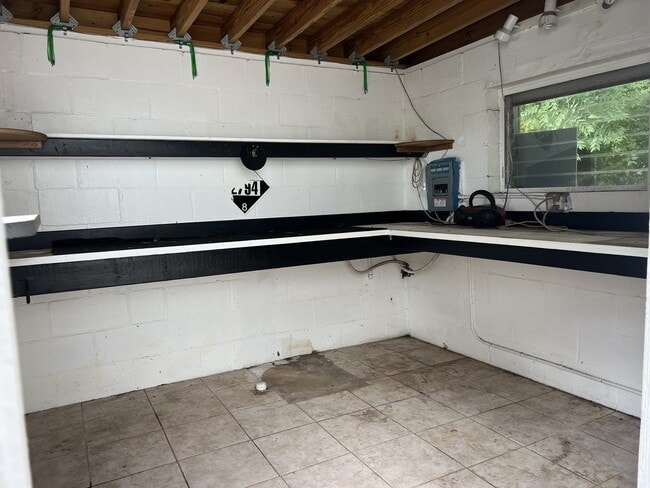 Building Photo - 403 Seahorse Ln