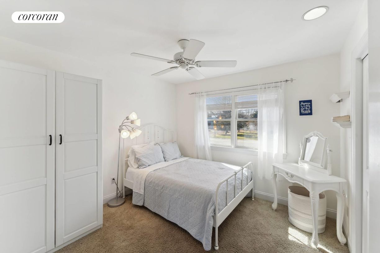 Building Photo - 64 Tanners Neck Ln