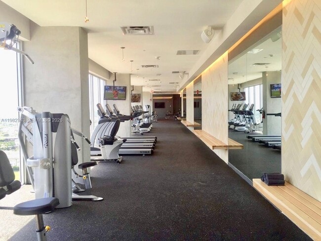 Building Photo - 151 SE 1st St