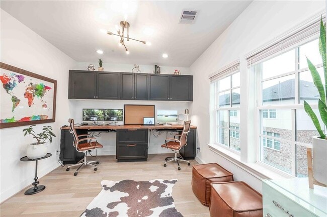 Building Photo - 2730 Dolce Oaks Dr