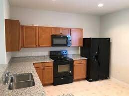Building Photo - 250 Provence Pl
