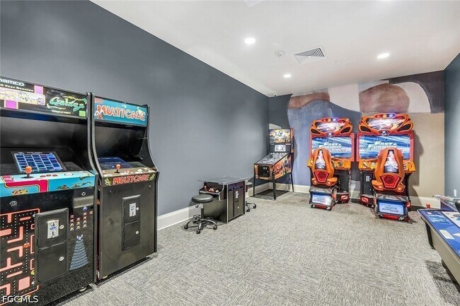 Building Photo - 14050 Pine Lodge Ln