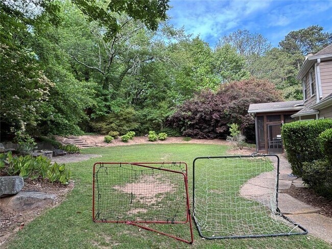 Building Photo - 4533 Middlebury Ct NE