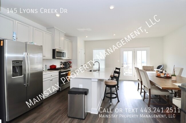 Building Photo - 145 Lyons Crk Dr