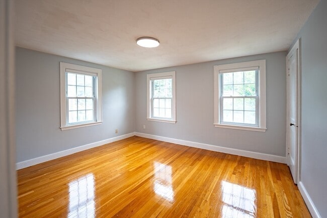 Building Photo - 991 Massachusetts Ave