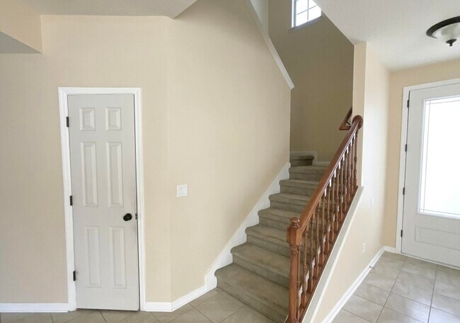 Building Photo - 133 Camden Cay Dr