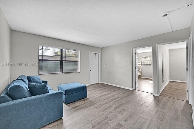 Building Photo - 1710 NW 9th St