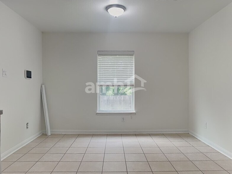Building Photo - 317 Misty Mountain Dr