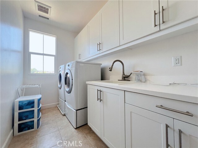 Building Photo - 2408 E Kern River Ln