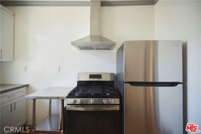 Building Photo - 1275 N Wilton Pl