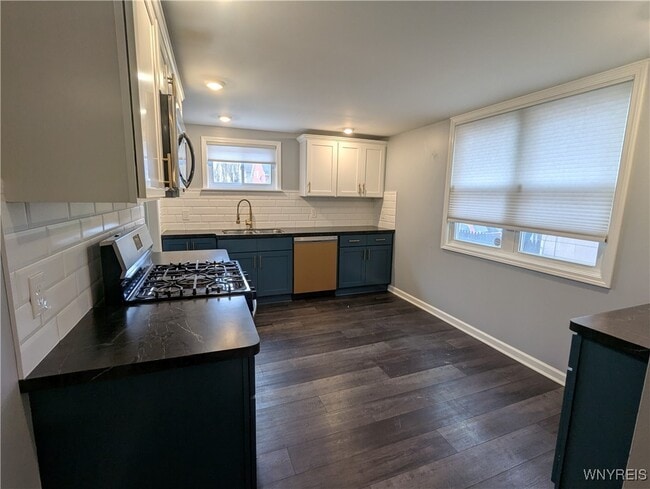 Building Photo - 116 Southside Pkwy