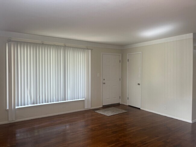 Building Photo - 47304 Jeffry