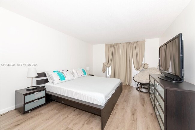 Building Photo - 2750 NE 183rd St