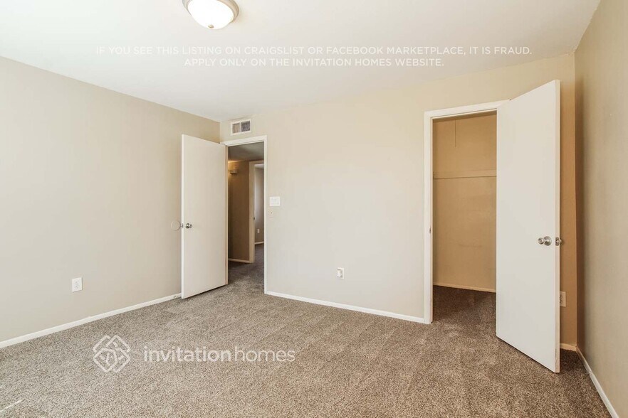 Building Photo - 3902 W Camino Acequia