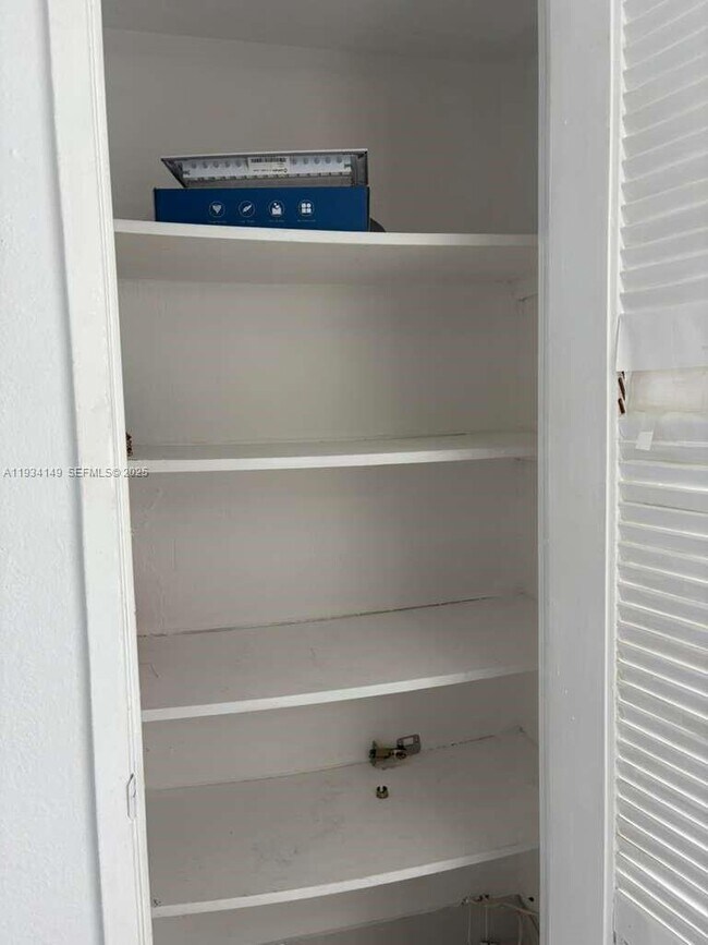 Building Photo - 19390 Collins Ave