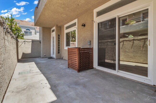 Building Photo - 28191 Newport Way
