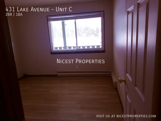 Building Photo - 431 Lake Ave