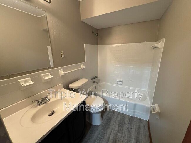 Building Photo - 515 Patterson Ln