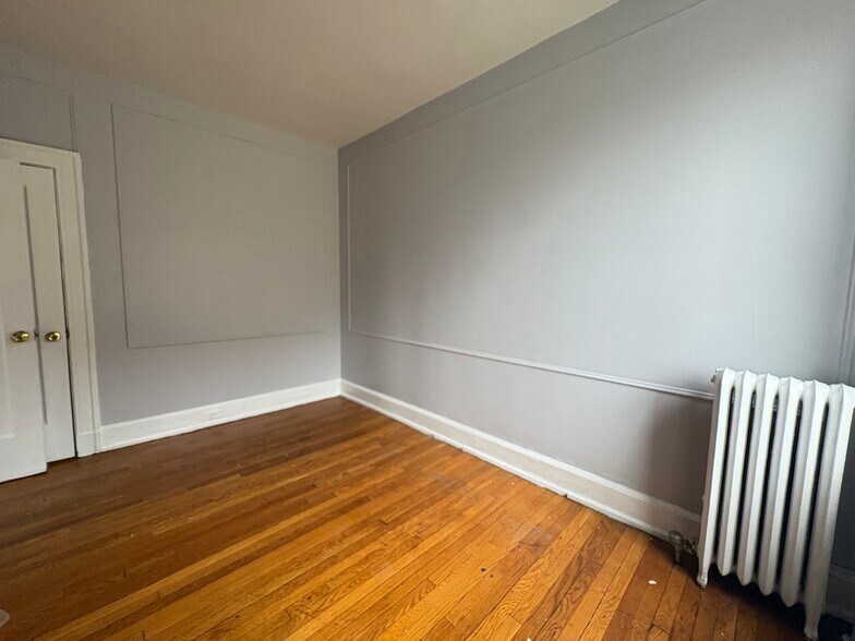 207 S Harrison St 32 - 220 S Harrison St
