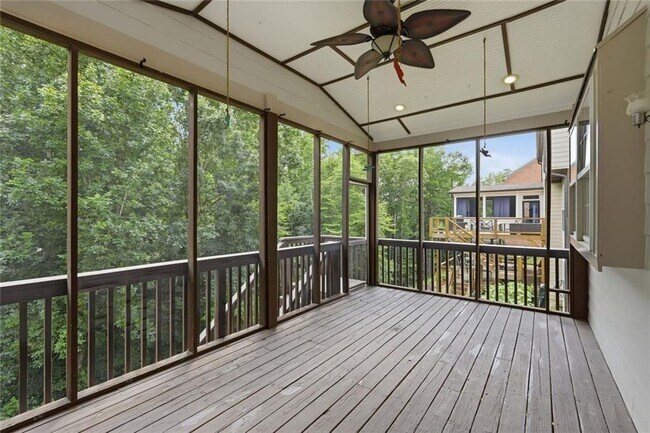 Building Photo - 770 Glastonbury Ct