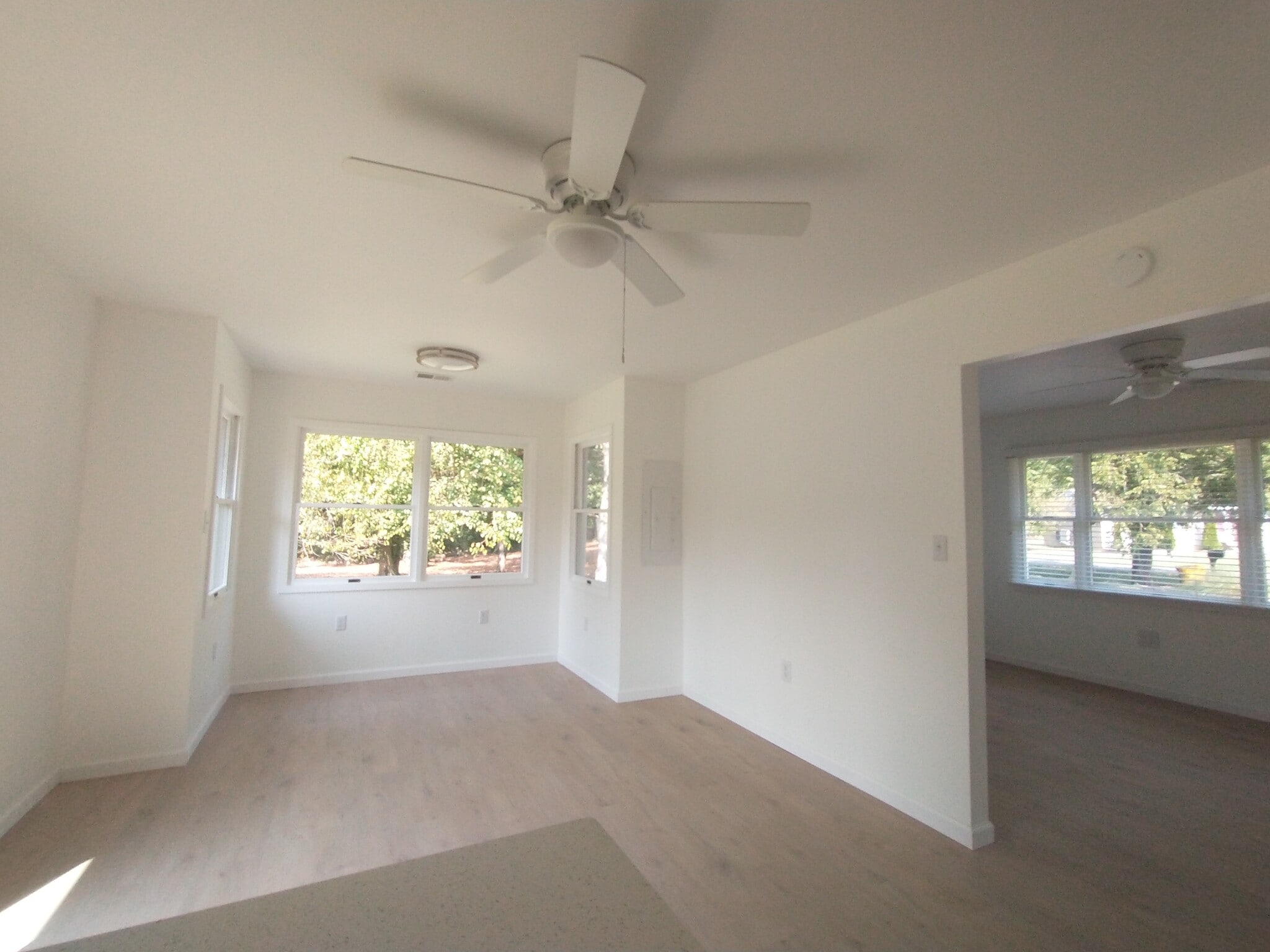 Dining area, living room to right - 211 Ash Ln