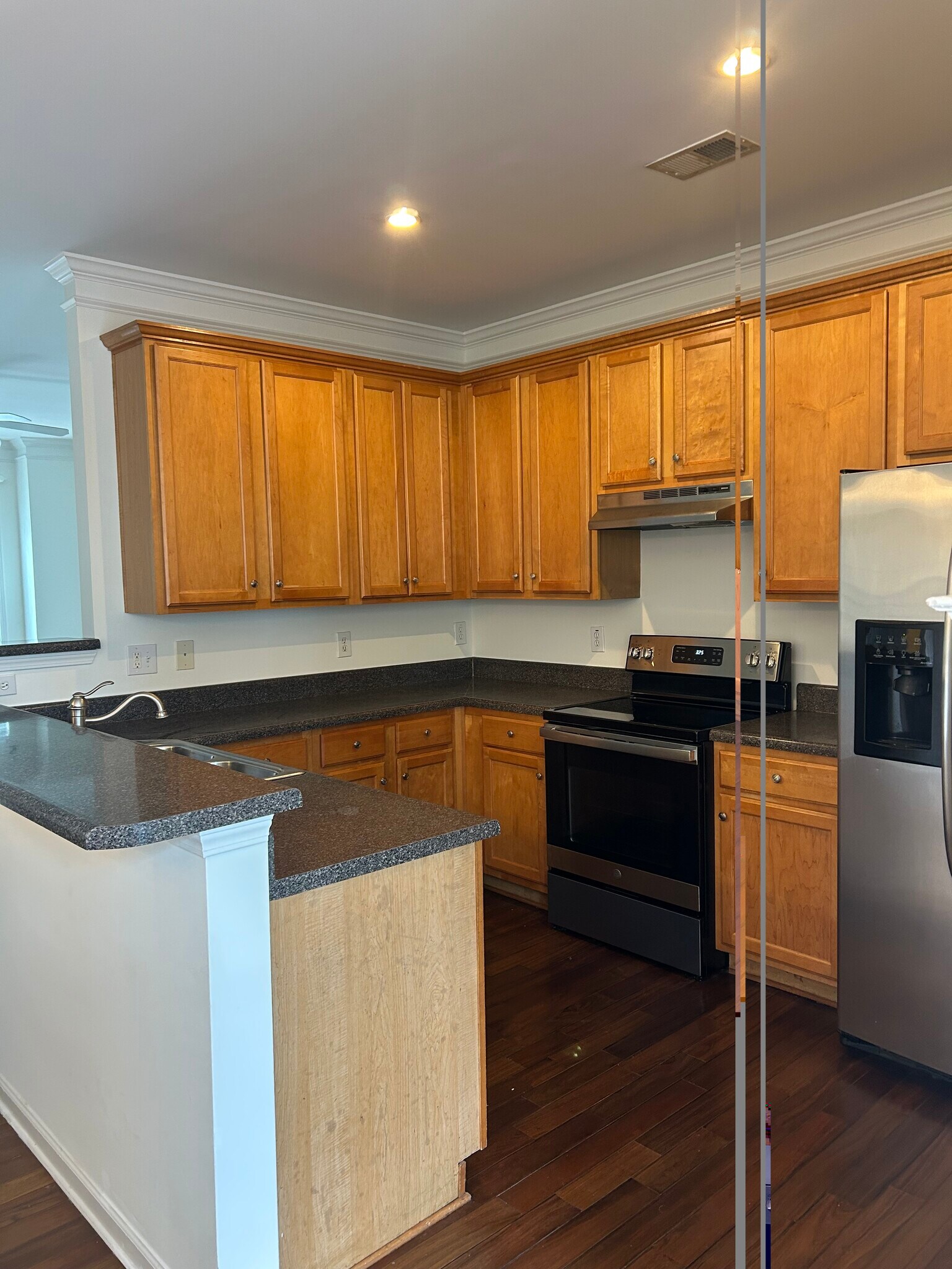 Building Photo - 1701 Heights Cir NW