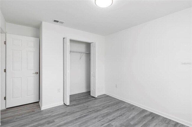 Building Photo - 3540 65th Ave Cir E