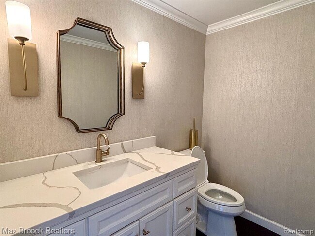 Building Photo - 5238 Brett Ct