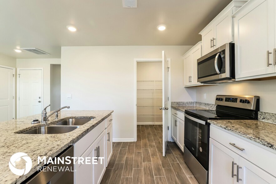 Building Photo - 303 Dolcetto Ave