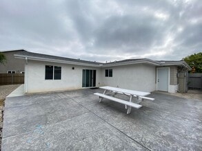 Building Photo - 5BD/2BA, Private Yard, Close to Campus!!