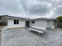 Building Photo - 5BD/2BA, Private Yard, Close to Campus!!