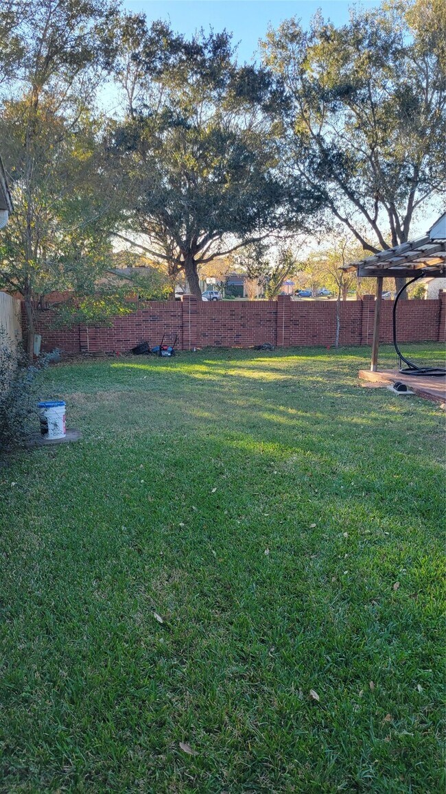 Building Photo - 2906 Whetrock Ln