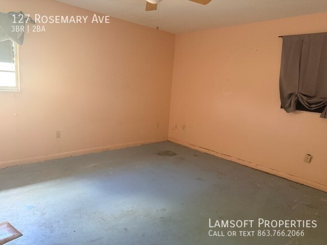 Building Photo - 127 Rosemary Ave