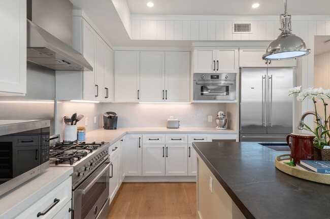 Building Photo - STUNNING  property for lease ~ Experience the Santa Barbara LIFE!