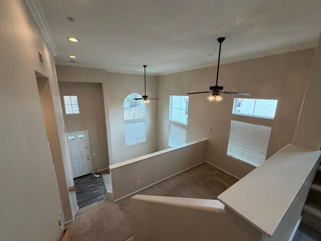 Building Photo - 33770 Willow Haven