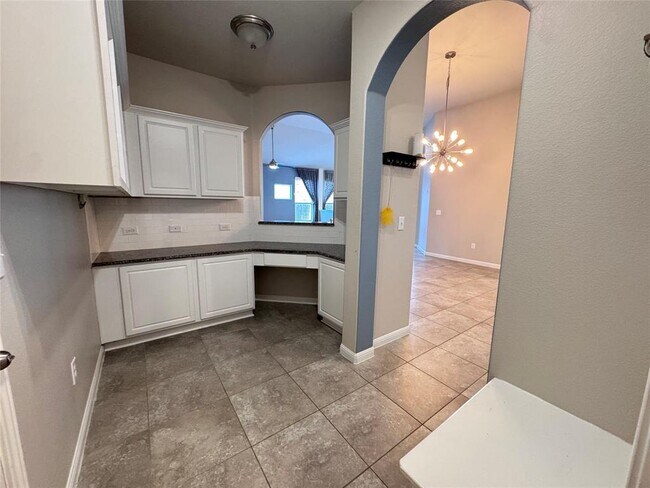 Building Photo - 16420 Pienza Dr