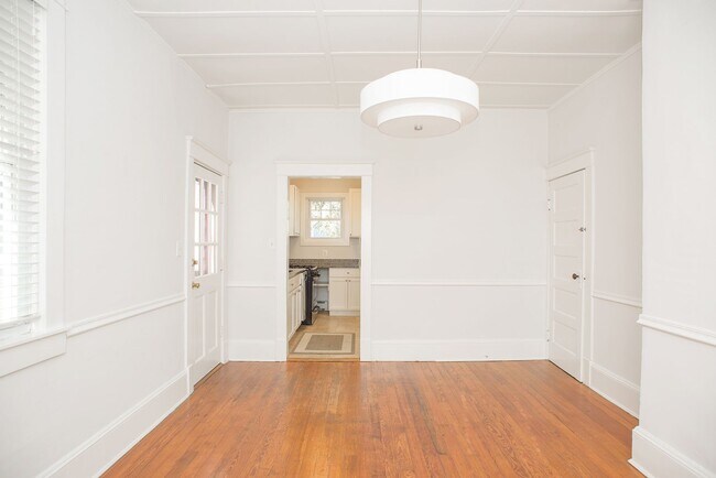 Building Photo - 530 First Street