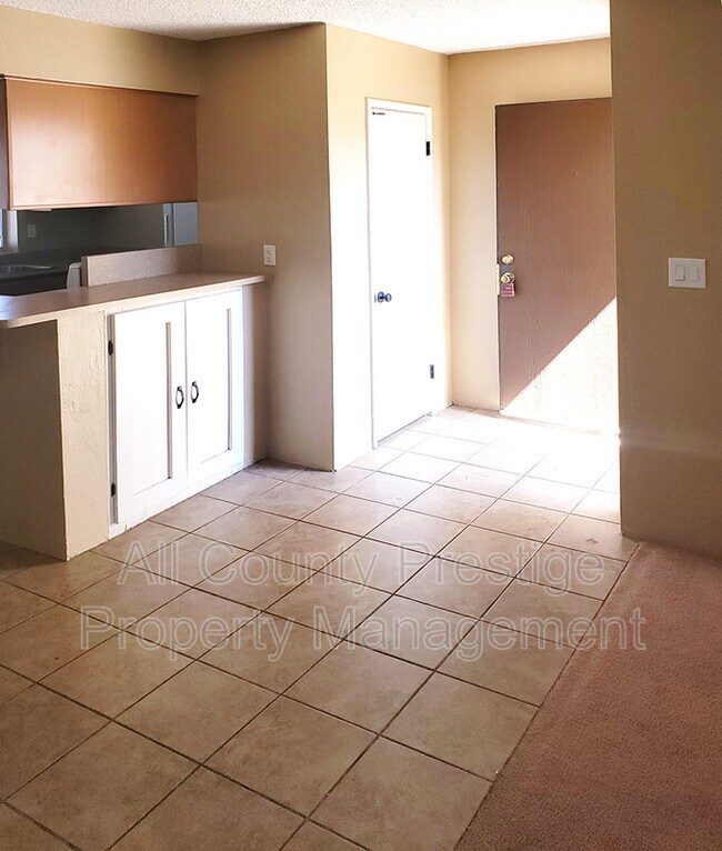 Building Photo - 4554 E Paradise Village Pkwy N