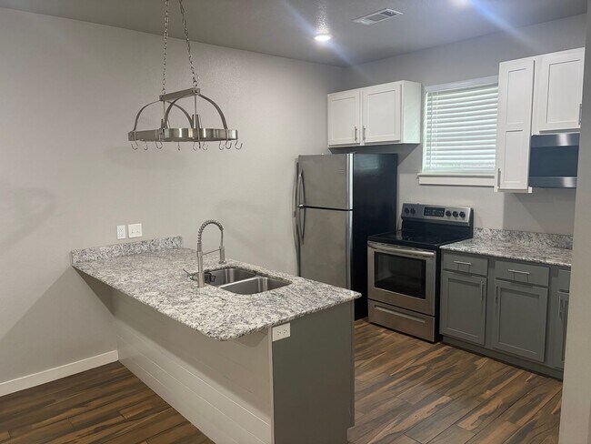 Building Photo - 3 bedroom and 2 bathroom house built in 2020