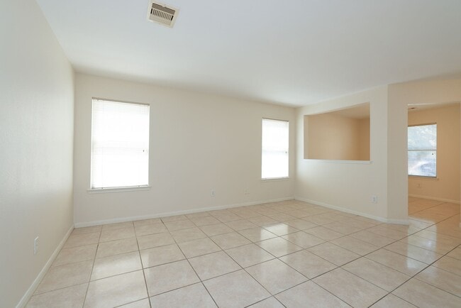 Building Photo - 12054 Mallard Stream Ct