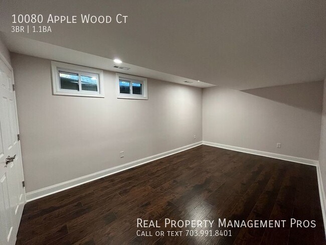 Building Photo - 10080 Apple Wood Ct