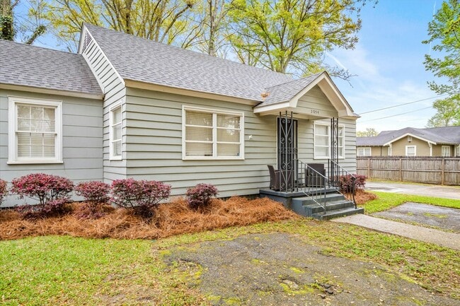 Building Photo - 2054 Emogene St
