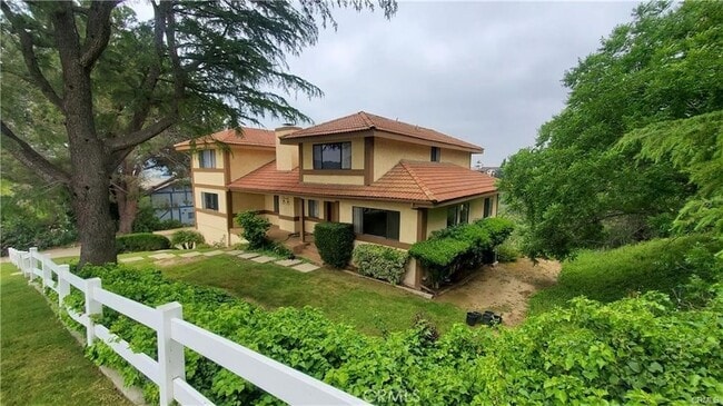 Building Photo - 2721 Broken Feather Ln