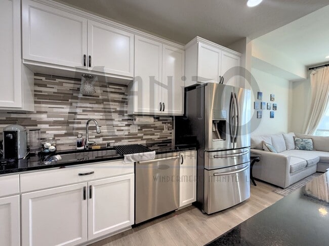 Building Photo - Beautiful Kendall Yards Townhome